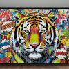 Tiger Street Art - – Leinwanddruck mit Schattenfugenrahmen, Pop Art